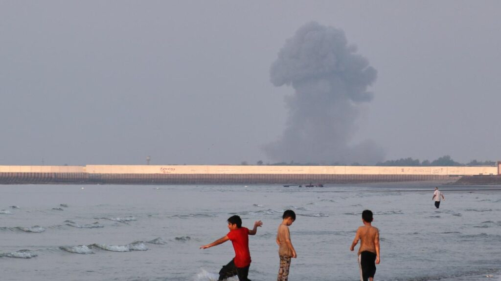 Iran’s military says it will not let the US intervene in the management of the Strait of Hormuz.
