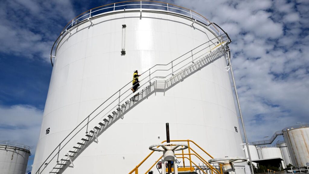 Used cooking oil will soon be powering flights out of Brisbane, bypassing the global fuel chain.
