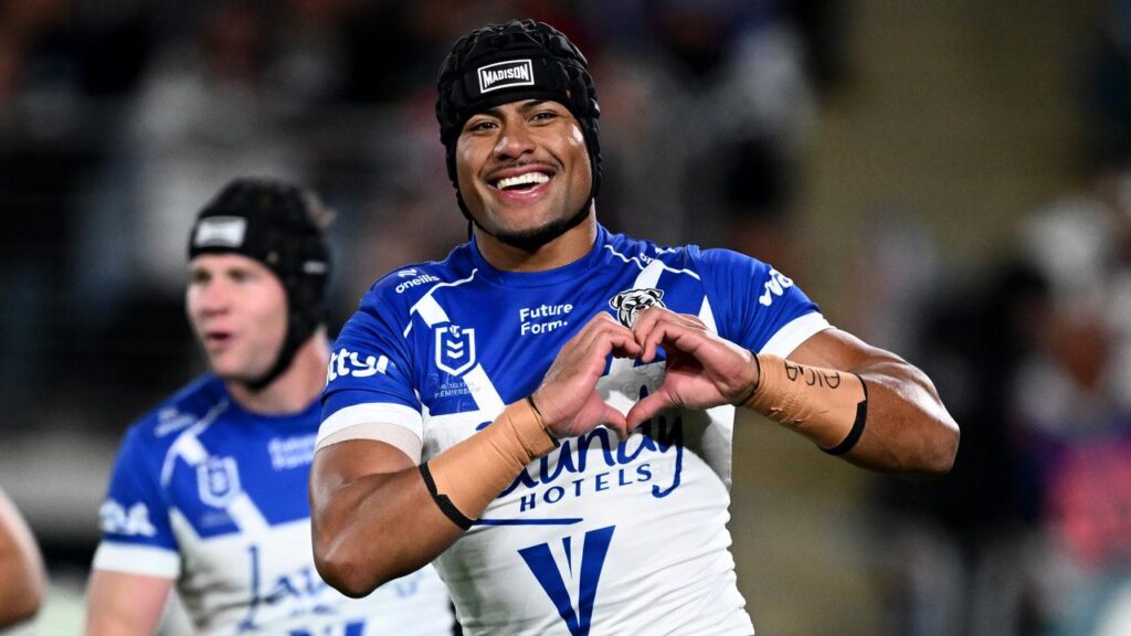 Stephen Crichton was feeling the love after scoring for the Bulldogs as they beat the Warriors.
