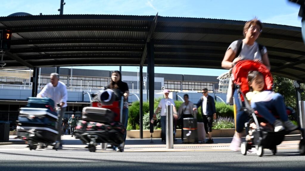 A digital declaration is replacing handwritten passenger arrival cards at Australian airports.
