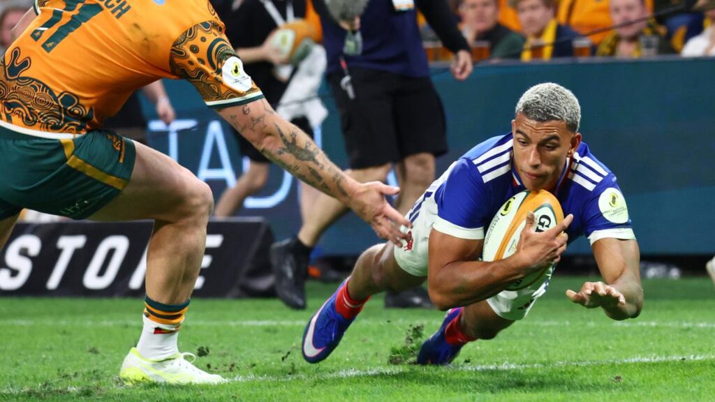 France have stormed home after halftime to beat the Wallabies in Brisbane.
