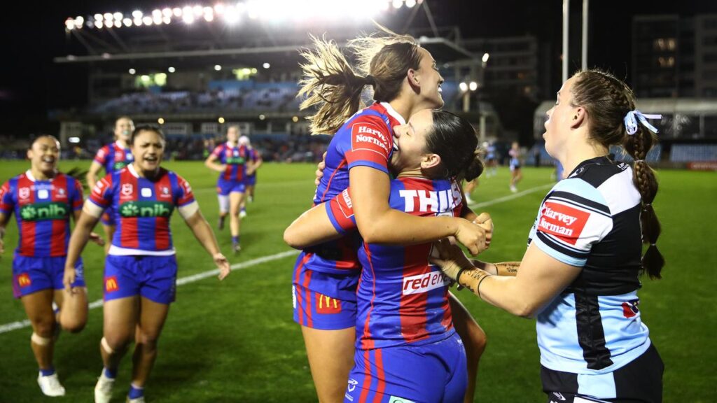 The Knights have made a great start to their NRLW season with an 18-4 win over the Sharks.
