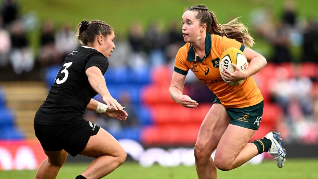 Tia Hinds is aiming to add a Super W title to her Olympics and Commonwealth Games sevens golds.
