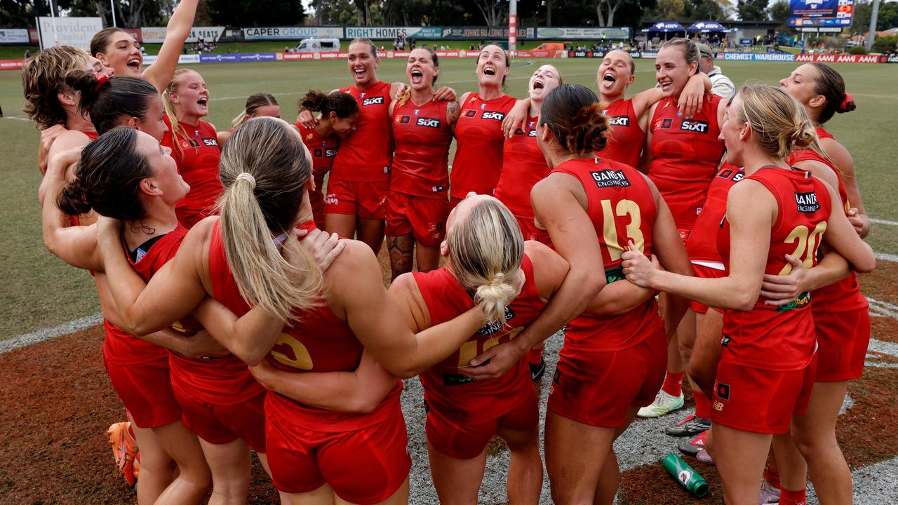 Gold Coast Suns celebrations.