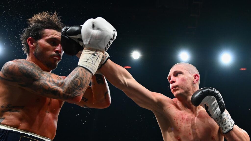The fight between Nikita Tszyu (right) and Ben Mahoney ended in controversial fashion.
