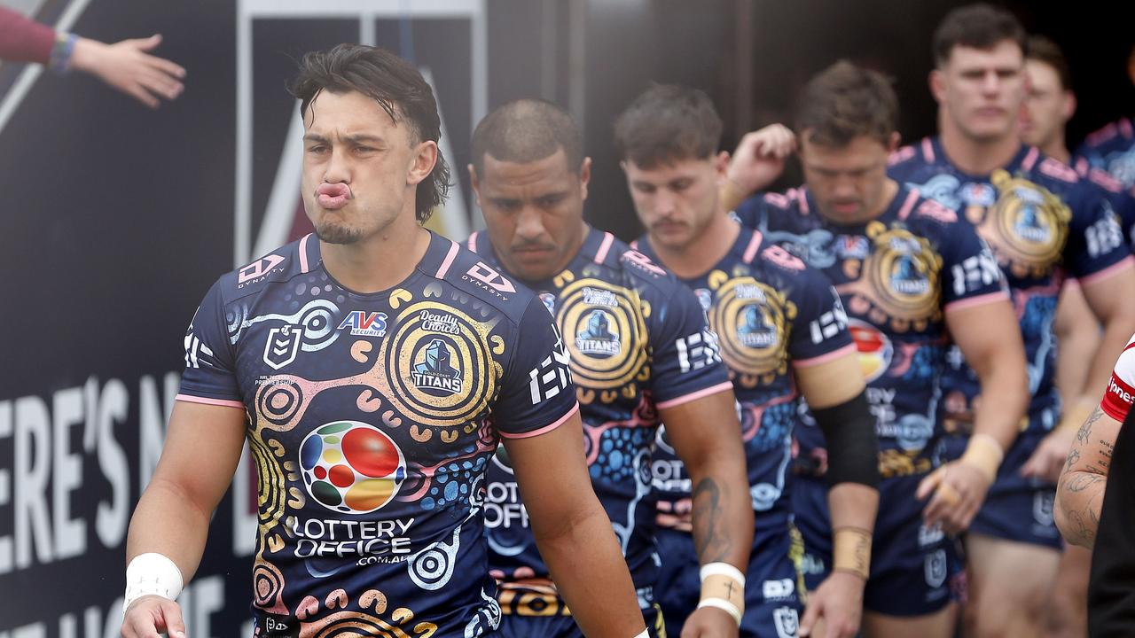 Tino Fa'asuamaleaui.