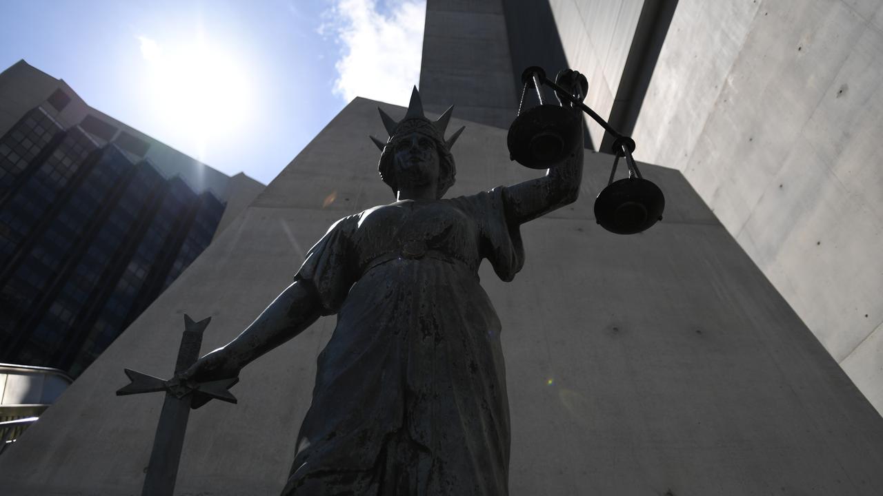 Themis statue