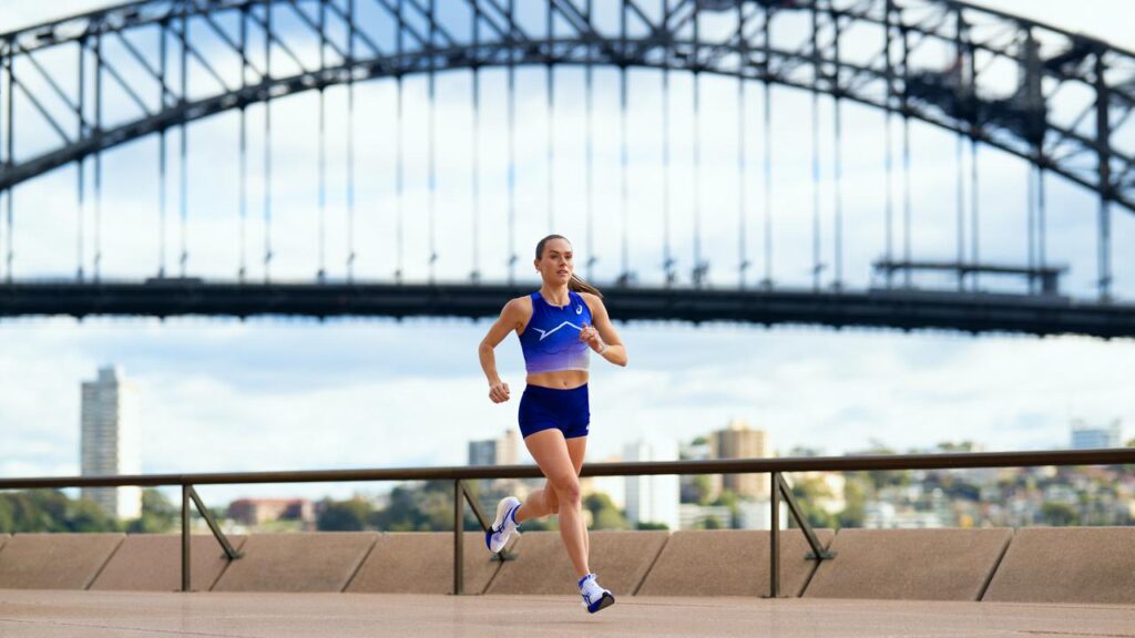 Izzi Batt-Doyle trains in Sydney ahead of Sunday’s Sydney marathon.
