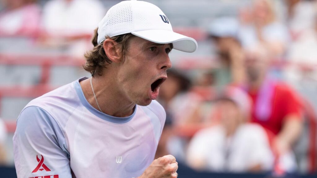 Alex De Minaur sees an opportunity to stamp his mark on the US Open.
