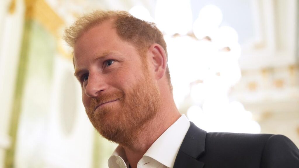 UK Prime Minister Andy Burnham has welcomed the return of Prince Harry and his family.
