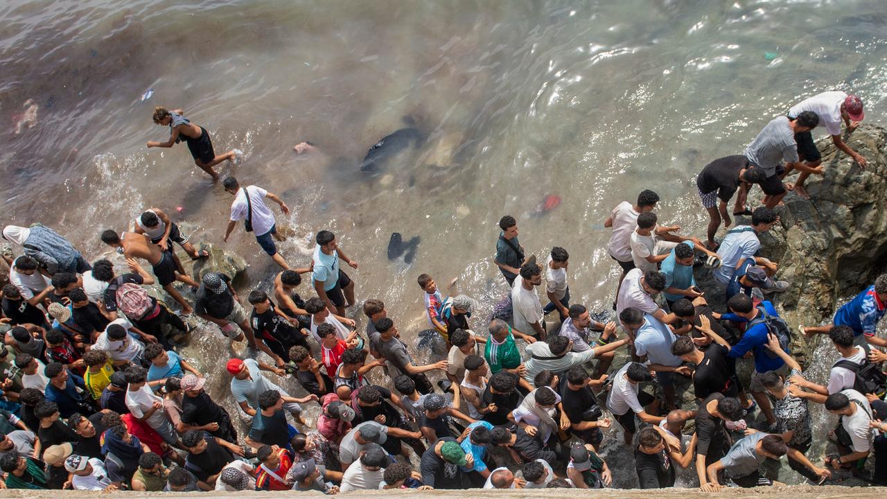 Migrants