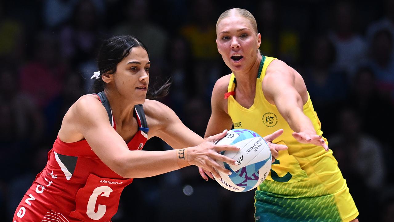 Hulita Veve of Tonga (left)