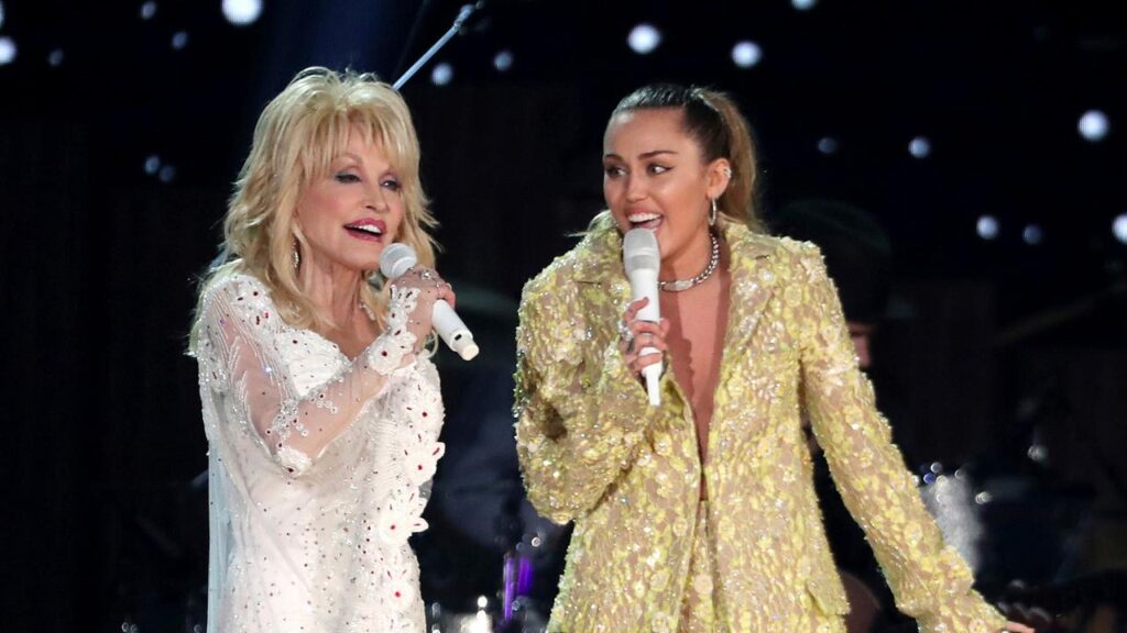 Dolly Parton and Miley Cyrus performed a duet of Jolene ​at a Grammy Awards tribute in 2019.
