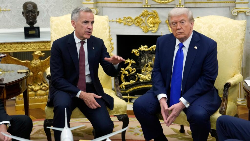 Canadian and US negotiators had been trying to reach a trade deal to head off new US tariffs.

