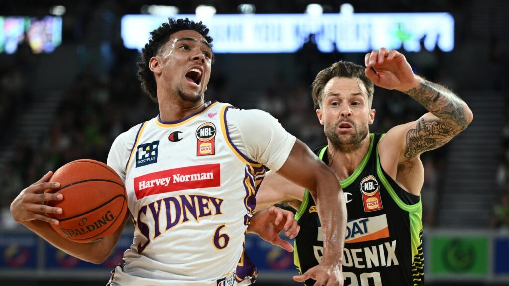 Jaylin Galloway (left) will team up with brother Kyrin after signing a one-year deal with Cairns.
