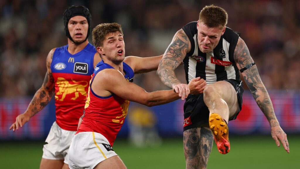 Jordan De Goey says he’s in the form of his career as Collingwood prepare for wild card round.
