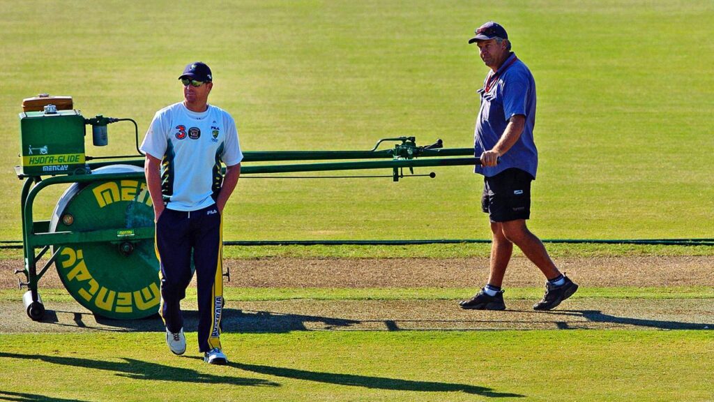 Shane Warne (left) was in the Australia side the last time Darwin played host to Test cricket.
