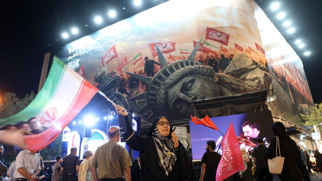 Iran vowed retaliation after the US announced plans to further isolate Tehran with new sanctions.
