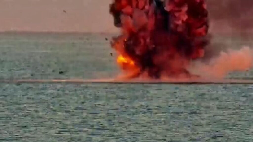 A proposal to stop attacks on Black Sea ships has not reached the Kremlin, a spokeswoman says.
