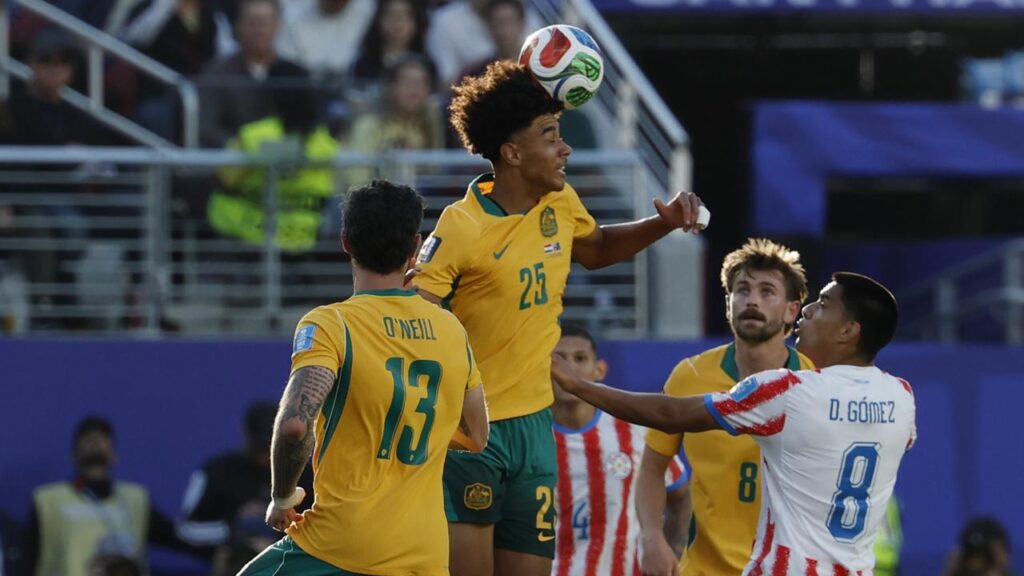 Socceroos star Lucas Herrington has signed a five-year deal with Premier League side Hull City.
