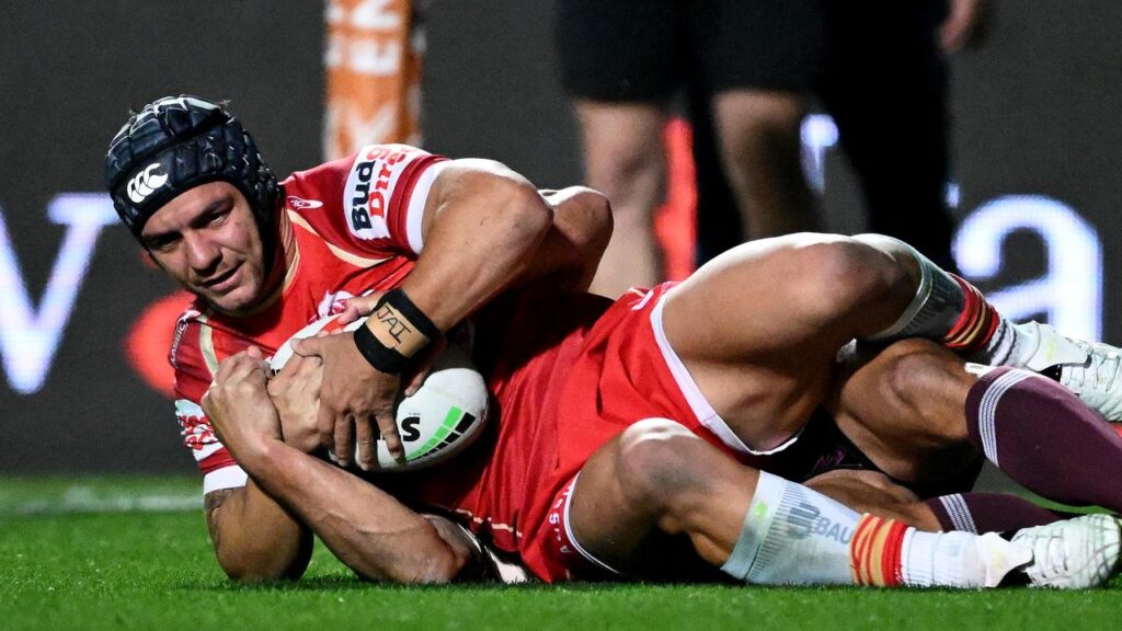 The Dolphins have got the job done at Manly, scoring four tries to none in a convincing win.
