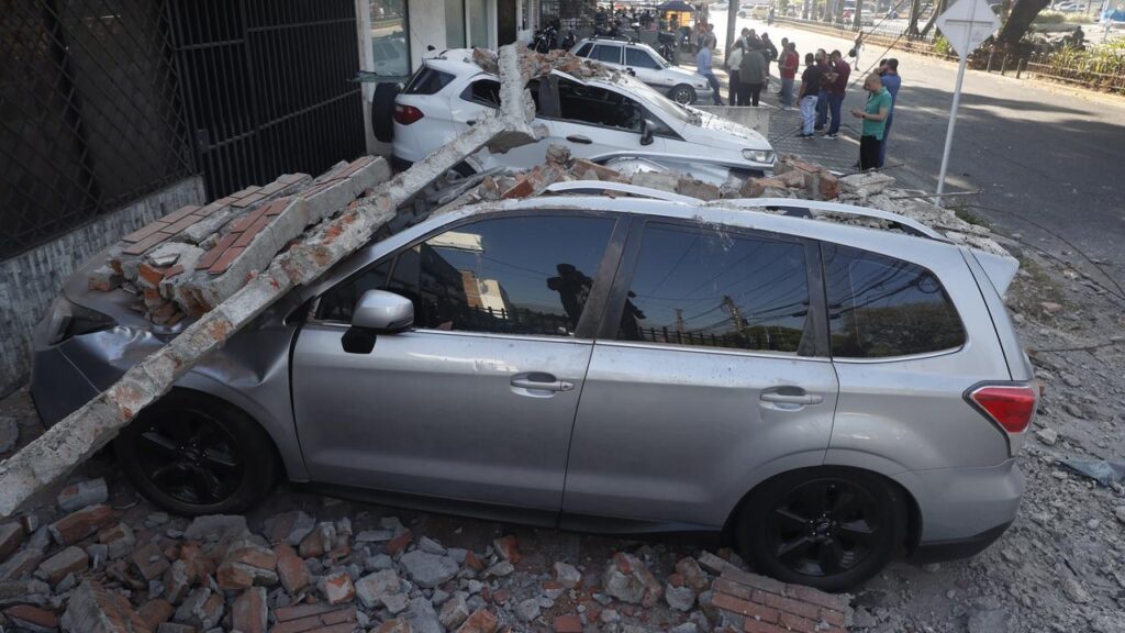 The Mayor of Cali says there are people trapped under buildings following the earthquake.
