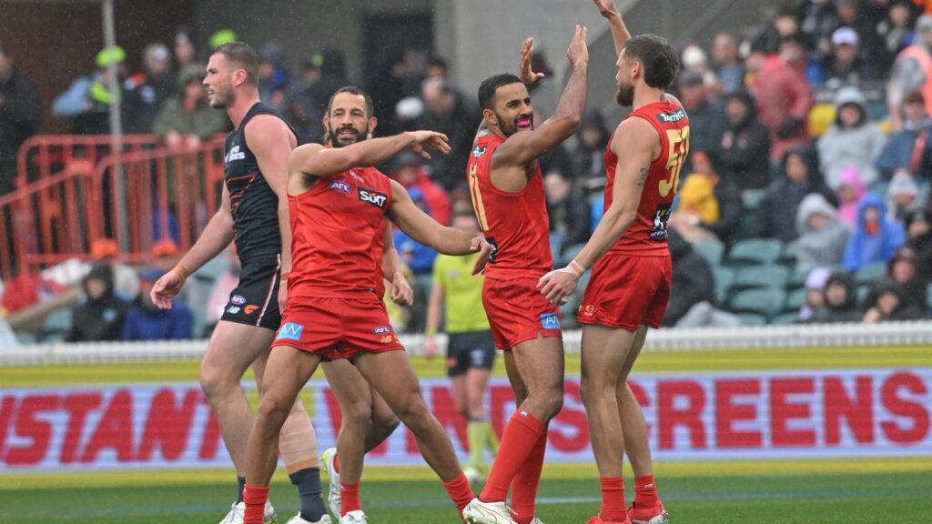 The Suns have finally broken their losing streak, hanging on for a thrilling two-point win over GWS.
