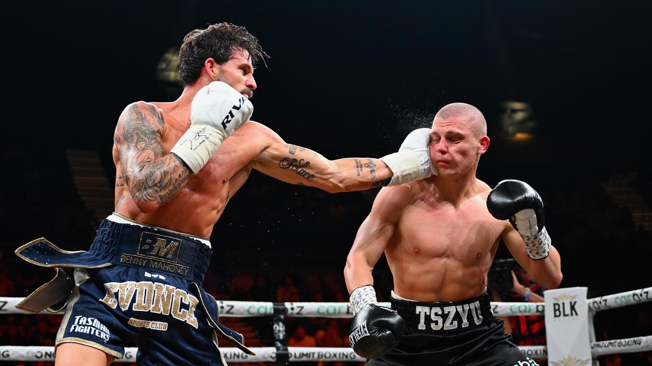 Crowd favourite Ben Mahoney took the fight right up to Nikita Tszyu.
