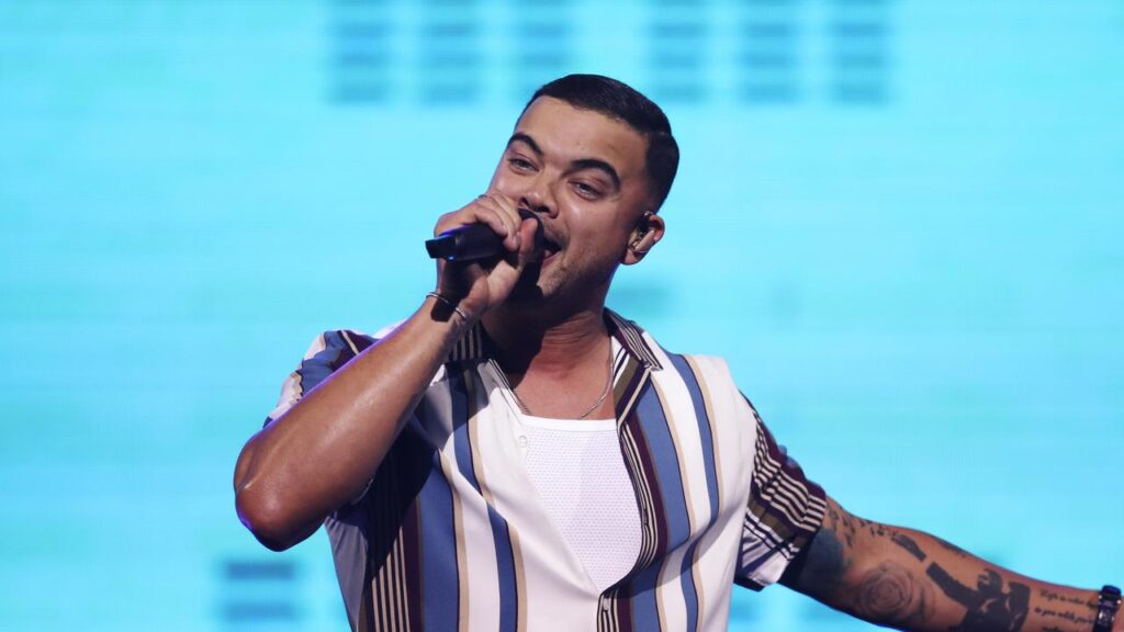 Guy Sebastian has agreed to drop a civil lawsuit after his manager made public admissions.
