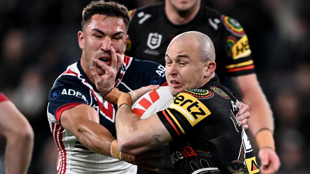 A stunning defensive effort has seen the Sydney Roosters replace Penrith at the top of the table.
