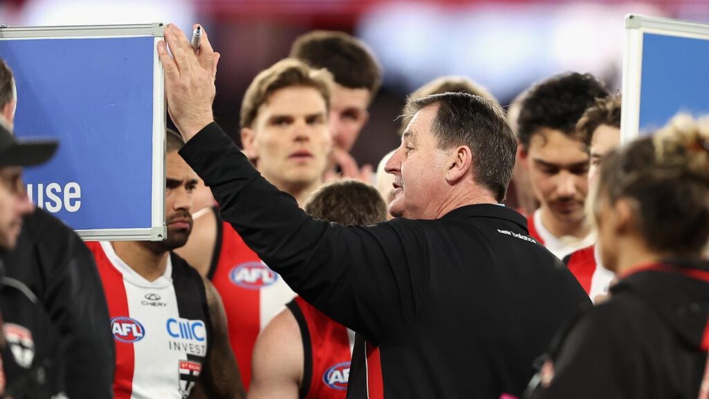 Coach Ross Lyon says anything short of St Kilda making the wildcard round will be deemed a failure.
