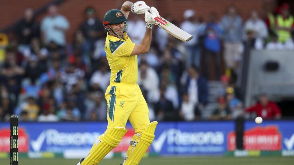 Mitchell Marsh has chosen to bat as Australia opens its ODI series in Zimbabwe.

