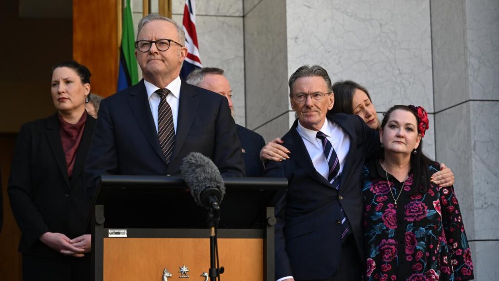 Anthony Albanese has outlined new rules to give people more control over their social media feeds.
