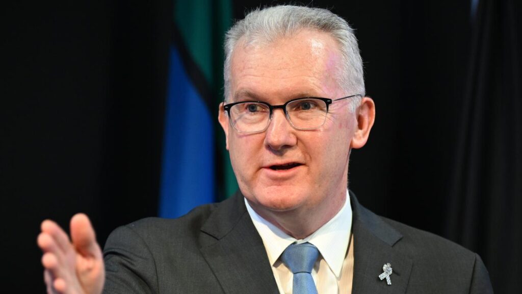 Tony Burke will explain at the National Press Club how the government plans to cut migration.
