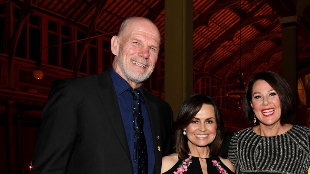 Peter FitzSimons, with wife and journalist Lisa Wilkinson, has testified in Alan Jones’s trial.
