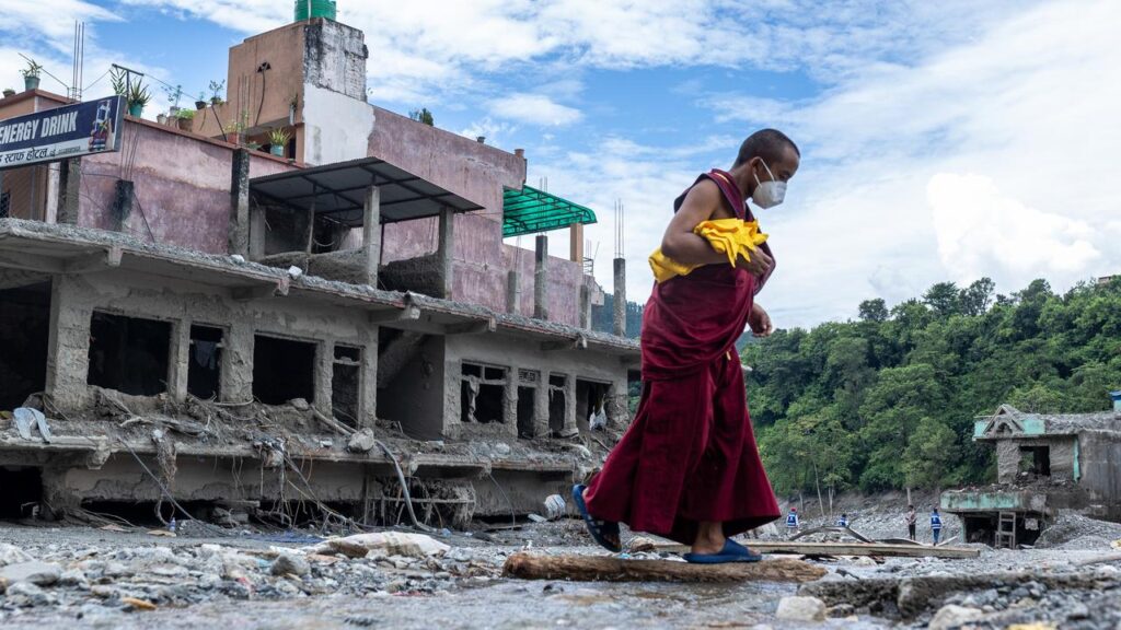 The task confronting forensics experts in flood-ravaged Nepal is almost beyond comprehension.
