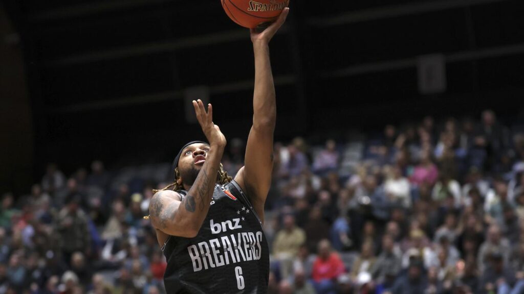 Parker Jackson-Cartwright has led the Breakers to an easy Ignite Cup win over Cairns.

