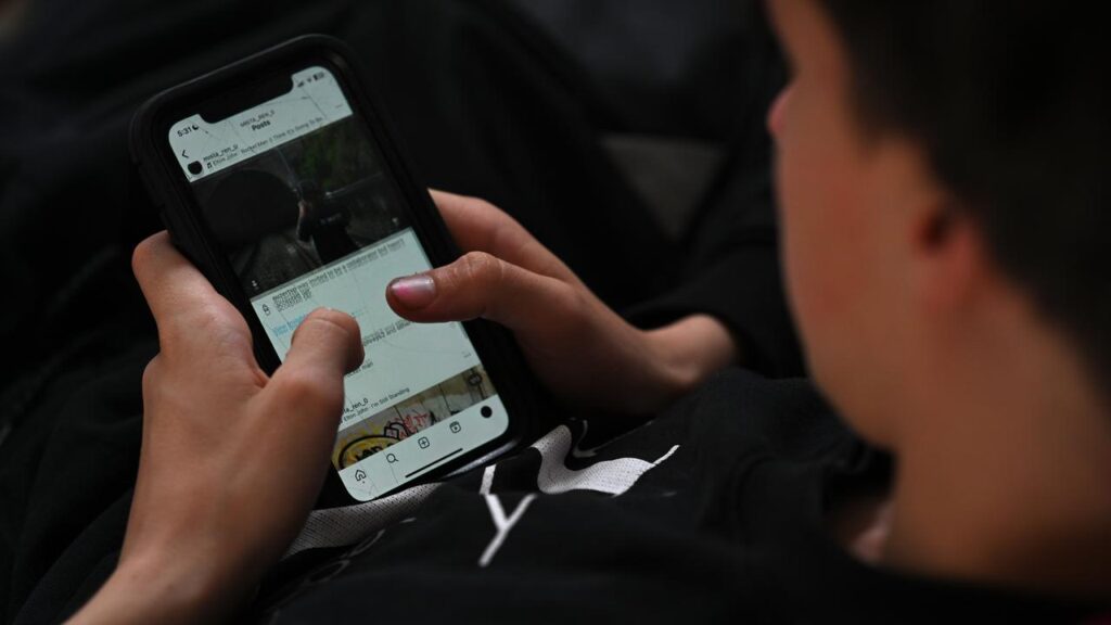 Labor wants to fine tech companies that breach its under-16s social media ban up to $109.2  million.
