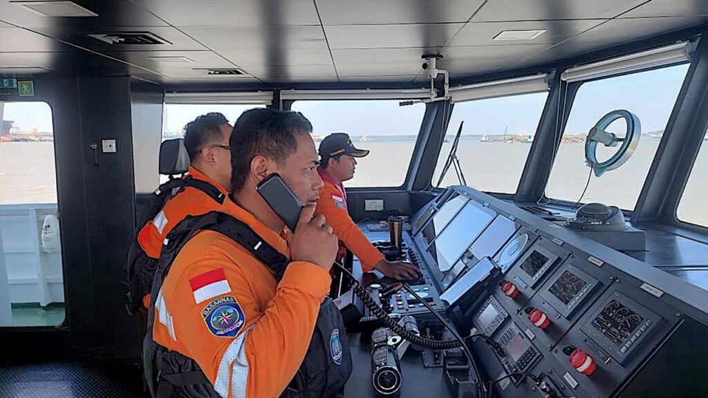 One person is dead and 140 are missing after an Indonesian ferry overturned in the Java Sea.
