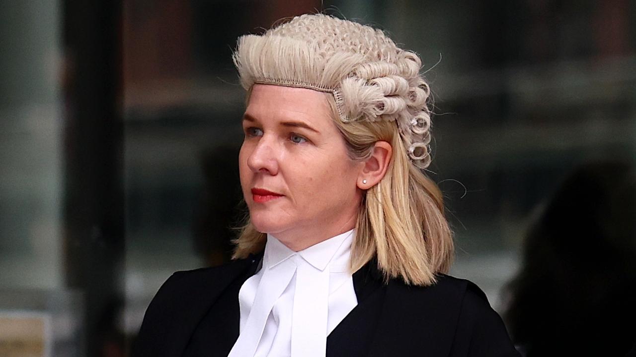 barrister in wig