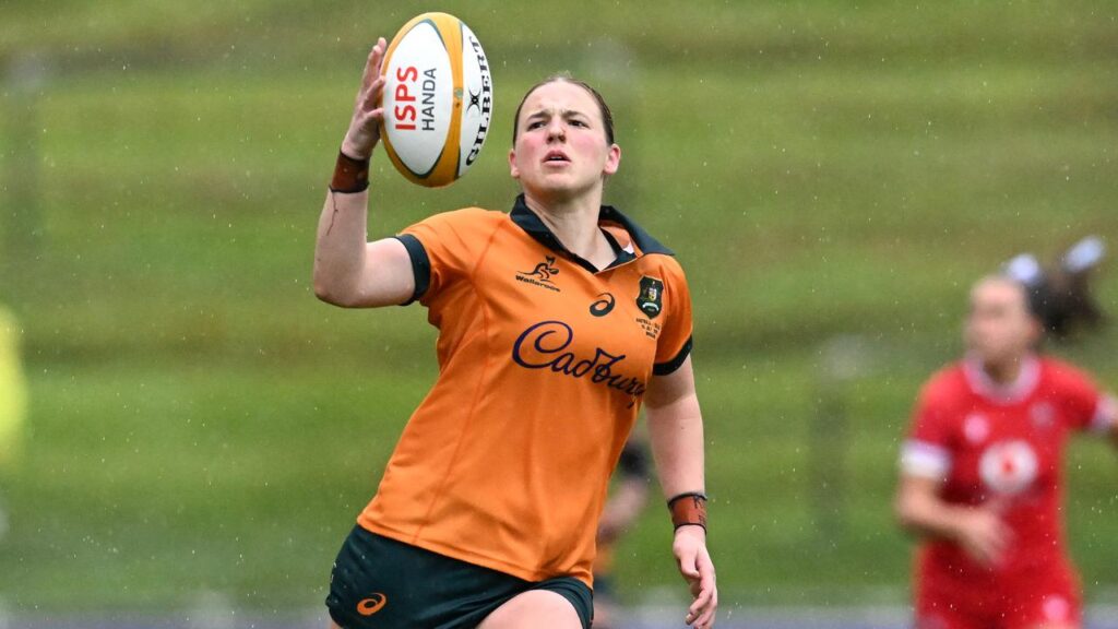 Wallaroos fullback Caitlyn Halse says effective communication on the field is essential.
