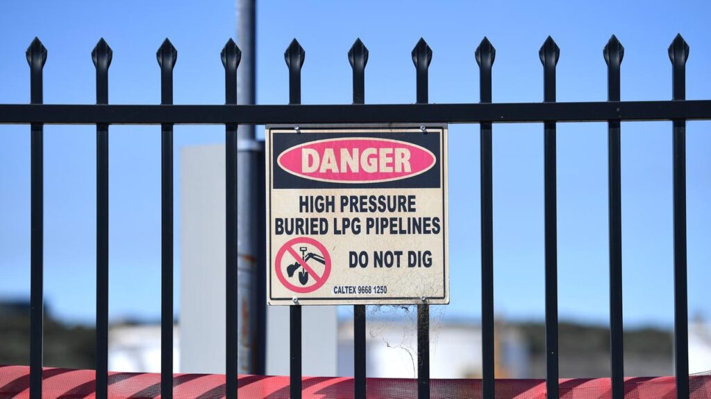 A pipeline that will carry gas from the NT’s Beetaloo Basin is a step closer. 
