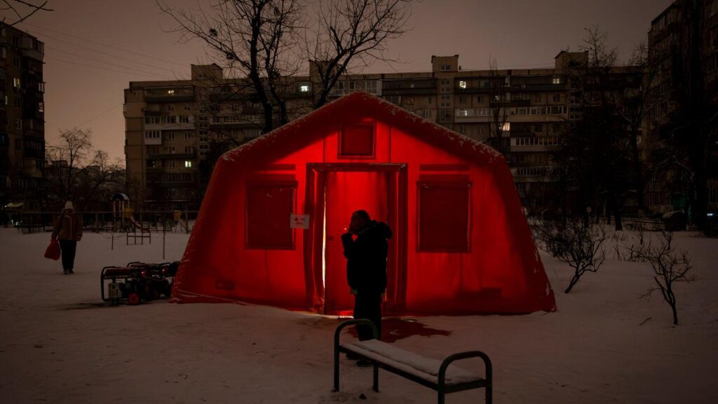 Ukrainians are bracing for a harsh winter with concerns about reduced heating access.
