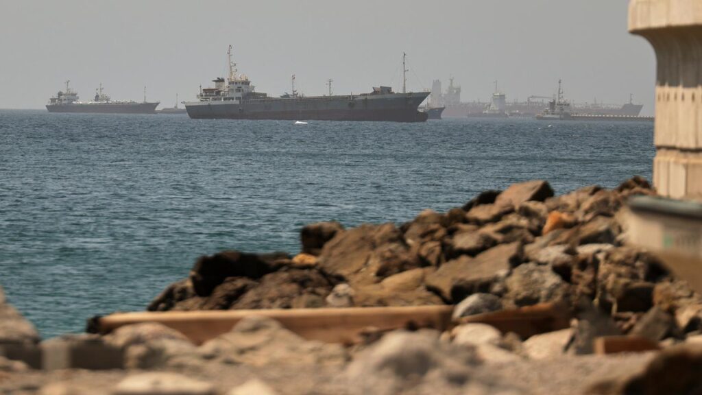 Regional foreign ministers are expected to meet in Oman to discuss shipping in the Strait of Hormuz.
