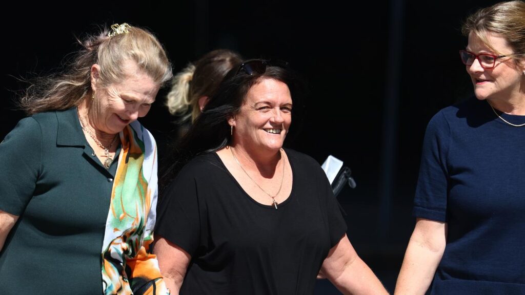 Kylie Ellina Truswell-Mobbs (centre) gave her terminally ill husband a fatal cocktail of drugs
