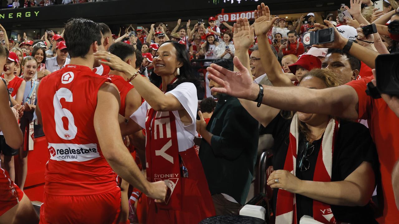 Swans fans with Logan McDonald.