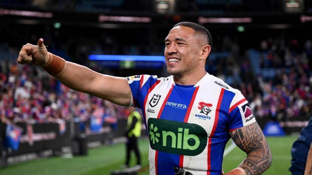 Tyson Frizell remains unsigned at Newcastle, but he is hopeful of playing on next year.
