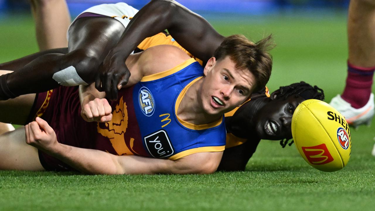 Brisbane midfielder Sam Marshall is eyeing a move to St Kilda.