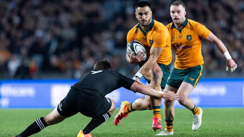 Tom Wright says the Wallabies will benefit from a frank review of their loss to the All Blacks.
