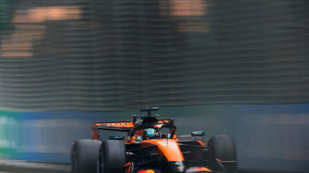 Oscar Piastri secured a battling fifth place for McLaren at the Singapore Grand Prix.
